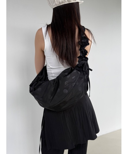 Didot.showroom（ディドット ショールーム）の「ワントーンドットクロスバッグ（ボディバッグ/ウエストポーチ・レディース・ブラック・FREE）」の12枚目の写真