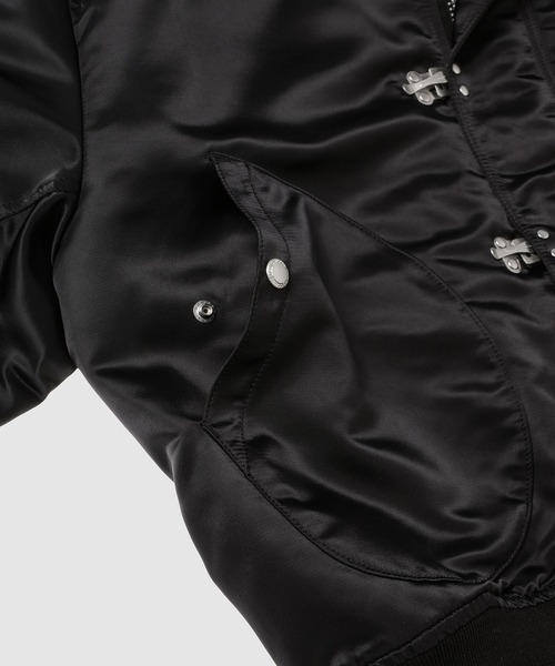 COMME des GARCONS HOMME(コム デ ギャルソン・オム)の「TWILL HOOK MILITARY JACKET(ブルゾン・メンズ・ブラック・L/M/S/XS)」の9枚目の写真