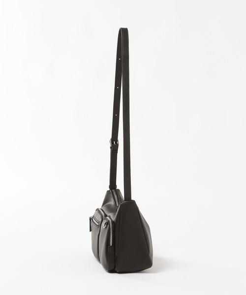 LOWRYS FARM(ローリーズファーム)の「ポケツキショルダーBAG 497882(ショルダーバッグ・レディース・アイボリー/ブラック/ブラウン・FREE)」の11枚目の写真