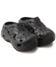 crocs（クロックス）の「crocs Caged Clog / クロックス ケージド クロッグ（サンダル・メンズ）」