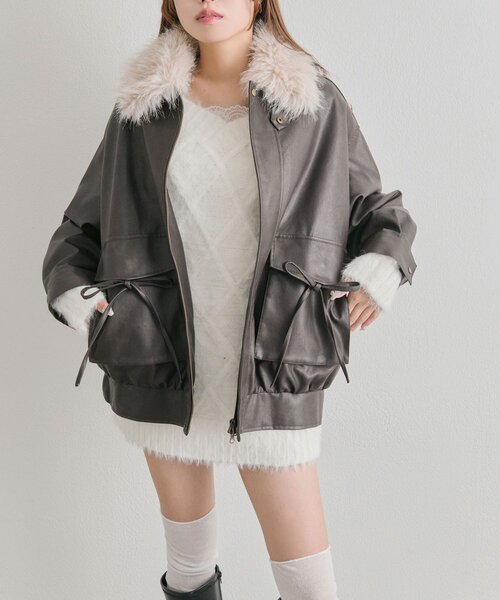 OLIVE des OLIVE(オリーブデオリーブ)の「【ファー取り外し可能】ファーティペットエコレザーブルゾン(ライダースジャケット・レディース・ブラック/ブラウン/アイボリー・FREE)」の8枚目の写真