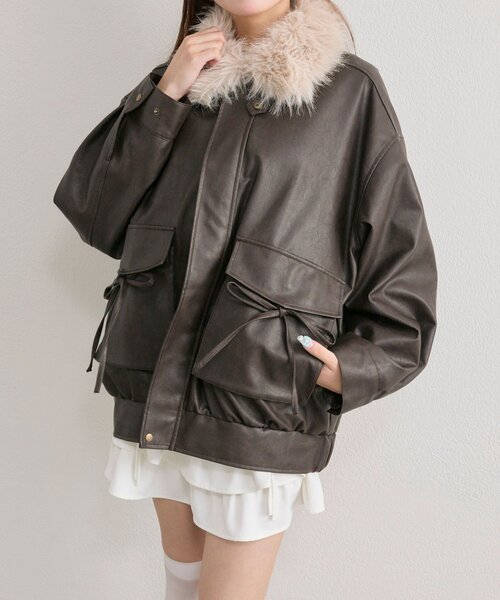 OLIVE des OLIVE(オリーブデオリーブ)の「【ファー取り外し可能】ファーティペットエコレザーブルゾン(ライダースジャケット・レディース・ブラック/ブラウン/アイボリー・FREE)」の10枚目の写真