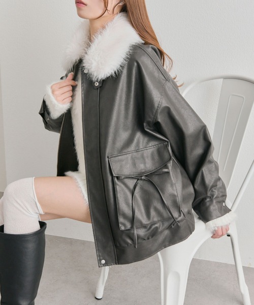 OLIVE des OLIVE(オリーブデオリーブ)の「【ファー取り外し可能】ファーティペットエコレザーブルゾン(ライダースジャケット・レディース・ブラック/ブラウン/アイボリー・FREE)」の5枚目の写真