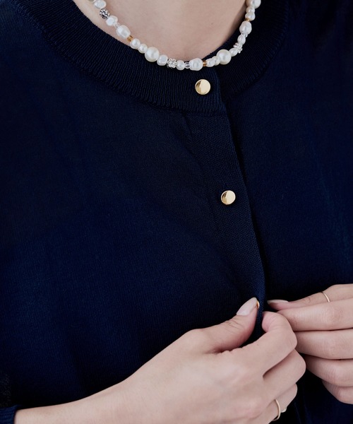 etoll.(エトル)の「UVカットクルーネックシアーカーディガン(カーディガン/ボレロ・レディース・レッド/ブラック/ネイビー/グレー/オフホワイト・M)」の18枚目の写真