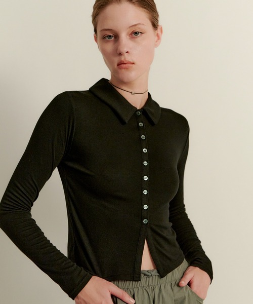 kiehtova(キエトヴァ)の「【kiehtova】slim collar cardigan/スリム カラー カーディガン KTWR39 ※(カーディガン/ボレロ・レディース・ブラック/ブルー/グリーン・FREE)」の4枚目の写真