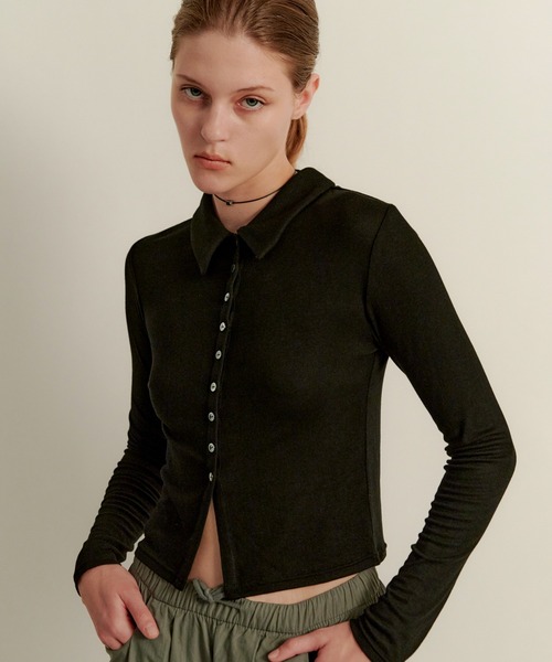 kiehtova(キエトヴァ)の「【kiehtova】slim collar cardigan/スリム カラー カーディガン KTWR39 ※(カーディガン/ボレロ・レディース・ブラック/ブルー/グリーン・FREE)」の5枚目の写真