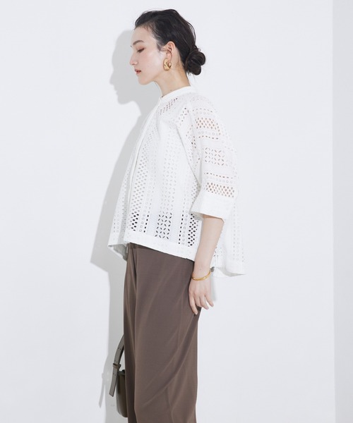 qualite（カリテ）の「レースハーフスリーブシャツ/夏服/オフィスカジュアル（シャツ/ブラウス・レディース・ブラック/オフホワイト・フリー）」の14枚目の写真