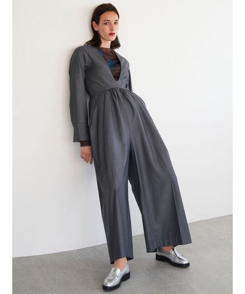 ELENDEEK(エレンディーク)の「ディープネックオールインワン(つなぎ/オールインワン・レディース・ブラック/グレー・02/01)」の6枚目の写真