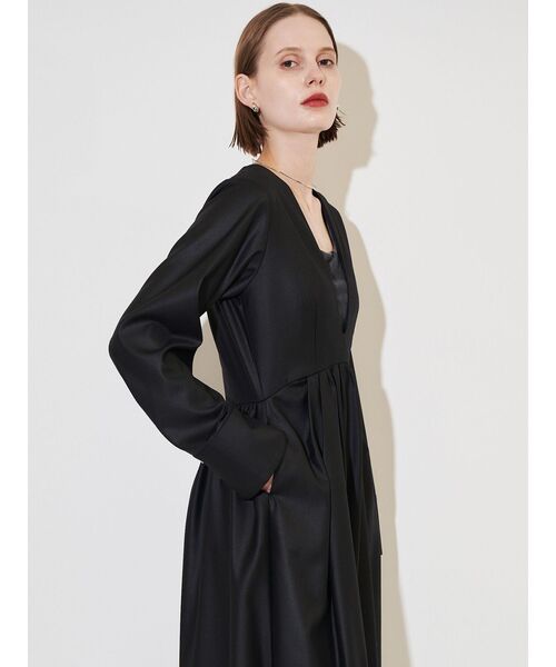 ELENDEEK(エレンディーク)の「ディープネックオールインワン(つなぎ/オールインワン・レディース・ブラック/グレー・02/01)」の7枚目の写真