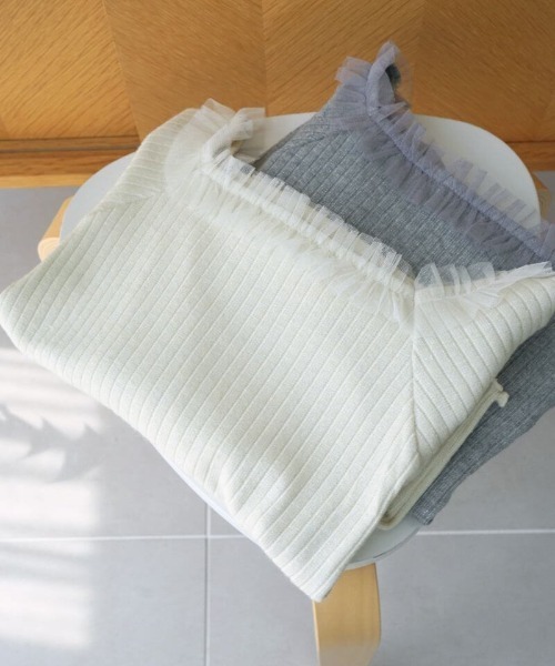 flower(フラワー)の「スウィートチュールトップ(Tシャツ/カットソー・レディース・アイボリー/グレー・FREE)」の3枚目の写真