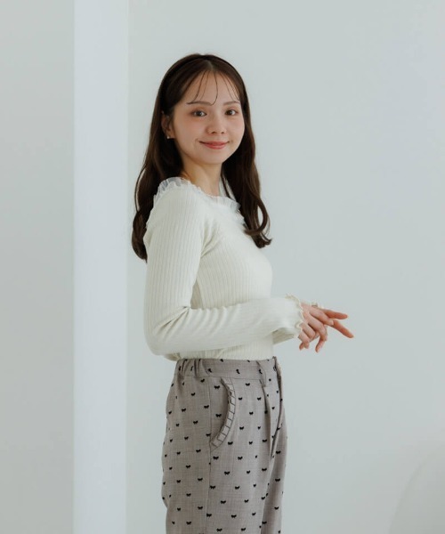 flower(フラワー)の「スウィートチュールトップ(Tシャツ/カットソー・レディース・アイボリー/グレー・FREE)」の5枚目の写真