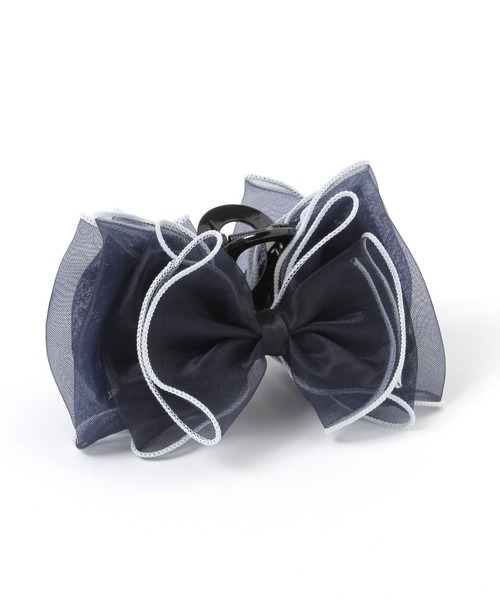 LAKOLE（ラコレ）の「オーガンジーボリュームバンスクリップ / 582034（バレッタ/ヘアクリップ・レディース・ブラック/オフホワイト/ベージュ/ネイビー・FREE）」の4枚目の写真