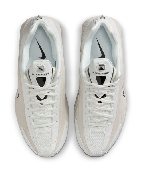 NIKE(ナイキ)の「NIKE WMNS SHOX R4 HQ7739-100(スニーカー・レディース・ベージュ・24cm/23.5cm/24.5cm/23cm/25cm)」の6枚目の写真