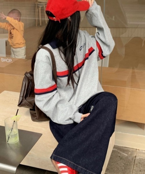 SHEENA(シーナ)の「オーバーサイズポロ襟スキッパートレーナー(スウェット・レディース・グレー・M)」の11枚目の写真