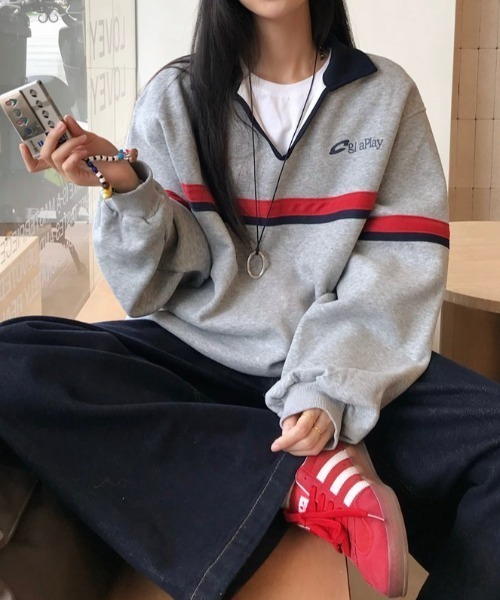 SHEENA(シーナ)の「オーバーサイズポロ襟スキッパートレーナー(スウェット・レディース・グレー・M)」の2枚目の写真
