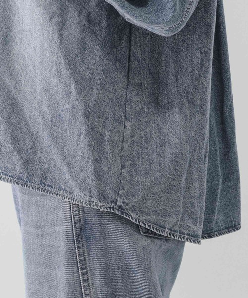 GLOBAL WORK（グローバルワーク）の「GOODデニムシャツ/580825（シャツ/ブラウス・レディース・ダークブラウン/ブルー系その他6/サックスブルー・MEDIUM/LARGE）」の17枚目の写真