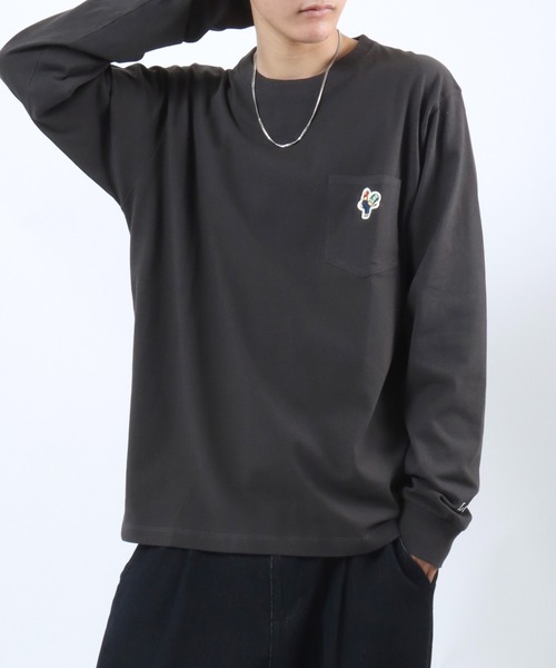 Lee（リー）の「Lee（リー）ワンポイントロゴワッペン ポケットロンT/長袖Tシャツ メンズ レディース ユニセックス（Tシャツ/カットソー・メンズ・ホワイト/レッド/グリーン/チャコールグレー・M/L/XL）」の6枚目の写真