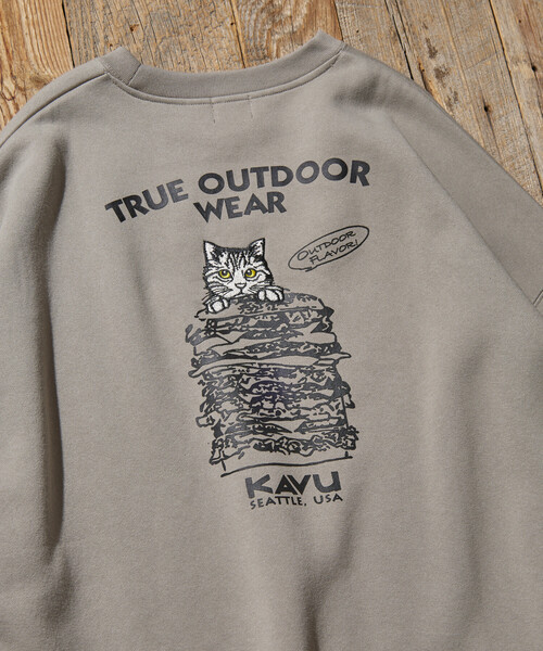 FREAK'S STORE(フリークスストア)の「限定展開 KAVU×FREAK'S STORE/カブ― 別注 デザイン刺繍 クルーネック スウェット / Burger Cat(スウェット・メンズ・スミクロ/ピンク/グレイッシュベージュ/アッシュグレー・SMALL/MEDIUM/LARGE)」の15枚目の写真