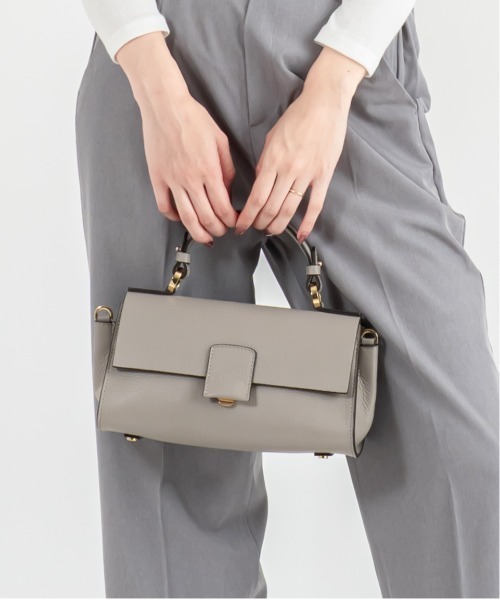 LORISTELLA（ロリステッラ）の「【LORISTELLA】ハンドバッグ　ショルダー ワンハンドル バッグ　BETH　シュリンクレザー（ショルダーバッグ・レディース・ブラック/ブルー系その他/アイボリー/グレー系その他/サンドベージュ/ベージュ系その他/スモークピンク・FREE）」の19枚目の写真