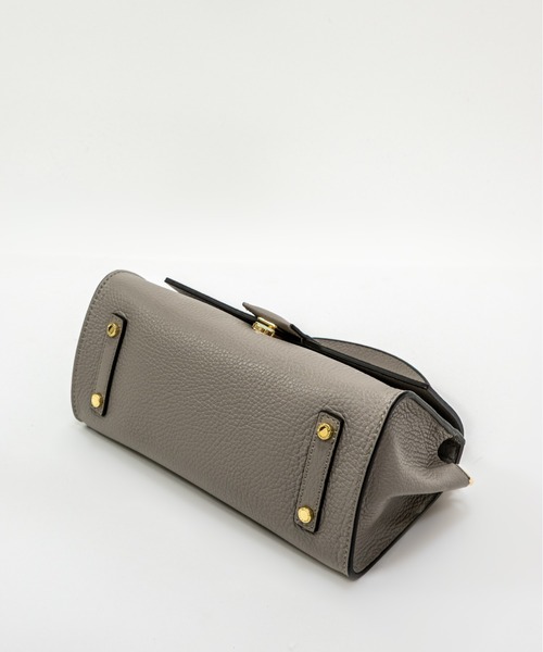 LORISTELLA（ロリステッラ）の「【LORISTELLA】ハンドバッグ　ショルダー ワンハンドル バッグ　BETH　シュリンクレザー（ショルダーバッグ・レディース・ブラック/ブルー系その他/アイボリー/グレー系その他/サンドベージュ/ベージュ系その他/スモークピンク・FREE）」の10枚目の写真