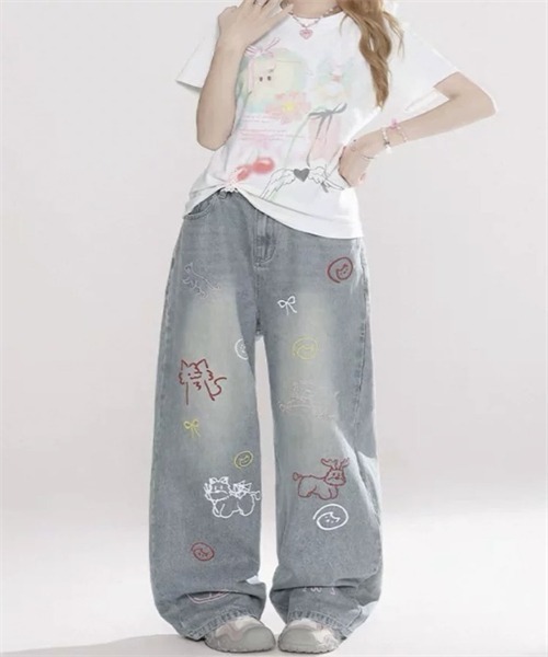 Dream garden(ドリームガーデン)の「ゆったりサイズ 刺繍柄デニムパンツ(デニムパンツ・レディース・ブルー・S/M/L/XL)」の4枚目の写真