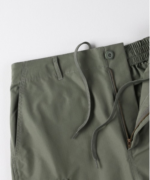 BACK NUMBER（バックナンバー）の「【楽に決まる、大人のカジュアル】【BACK NUMBER】イージーワイドカーゴパンツ（撥水性/ウエスト楽/ワイドシルエット/裾のドローコード）（カーゴパンツ・メンズ・ブラック/グレー/カーキブラウン・L/XL/M）」の11枚目の写真