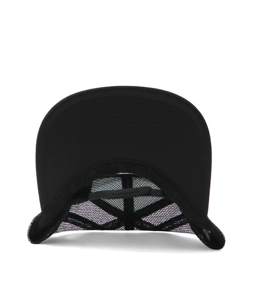 MFC STORE（エムエフシーストア）の「MFC STORE MFC WEEKEND CLUB LOGO MESH CAP（キャップ・メンズ・ブラック/ブラック×ホワイト・FREE）」の3枚目の写真