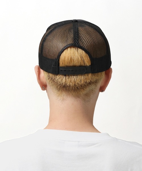 MFC STORE（エムエフシーストア）の「MFC STORE MFC WEEKEND CLUB LOGO MESH CAP（キャップ・メンズ・ブラック/ブラック×ホワイト・FREE）」の20枚目の写真