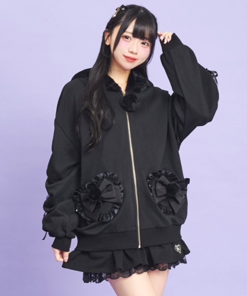 Secret Honey（シークレットハニー）の「ドロストファーパーカー（パーカー・レディース・ブラック/オフホワイト・FREE）」の2枚目の写真