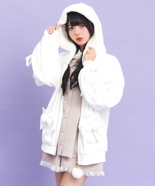 Secret Honey（シークレットハニー）の「ドロストファーパーカー（パーカー・レディース・ブラック/オフホワイト・FREE）」の4枚目の写真