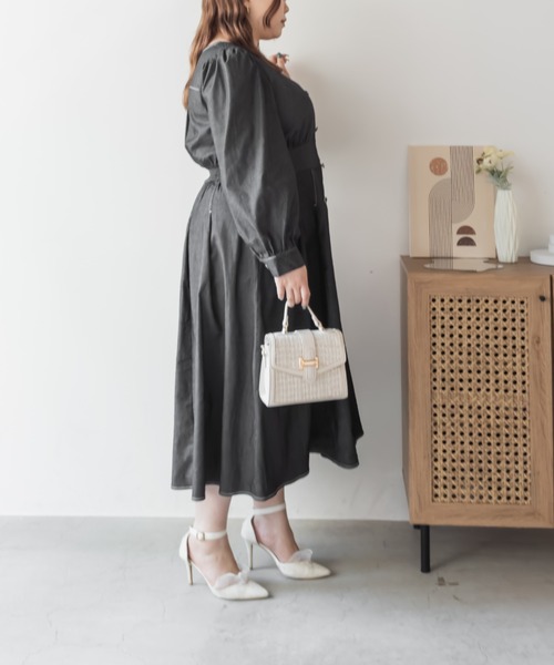 CLETTE(クレット)の「CLETTEオリジナル配色ステッチスクエアネックワンピース(ワンピース・レディース・モカ/ネイビー/ブラック・LL/3L/4L)」の7枚目の写真