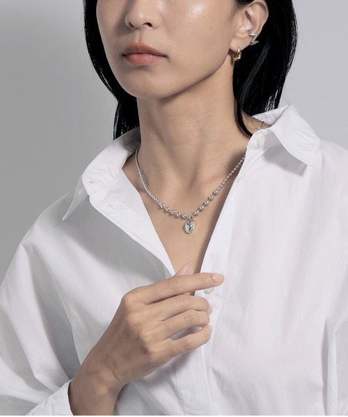 LAH（エルエーエイチ）の「フープピアス（ピアス（両耳用）・レディース・イエローゴールド・ONE SIZE）」の8枚目の写真