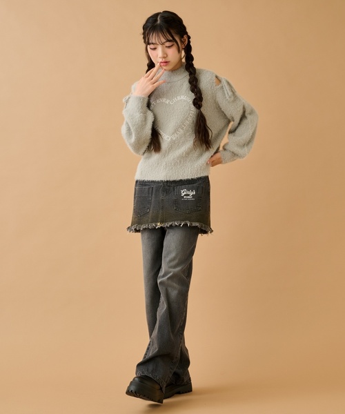 by LOVEiT（バイラビット）の「肩スリットモヘアーニット（ニット/セーター・キッズ・ピンク/オフホワイト/グレー・150cm/140cm/160cm/120cm/130cm）」の5枚目の写真