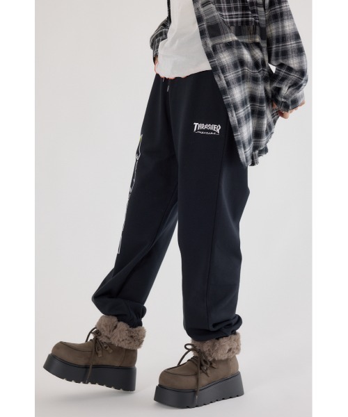 RODEO CROWNS WIDE BOWL（ロデオクラウンズワイドボウル）の「THRASHER スウェットパンツ（スウェットパンツ・レディース・グレー×ホワイト/ブラック/ブルー・LARGE/MEDIUM）」の17枚目の写真