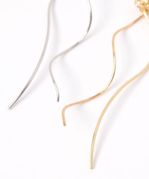 LAKOLE（ラコレ）の「ニュアンスドループ樹脂ポストピアス / 592925（ピアス（両耳用）・レディース・その他1/その他2・FREE）」の3枚目の写真