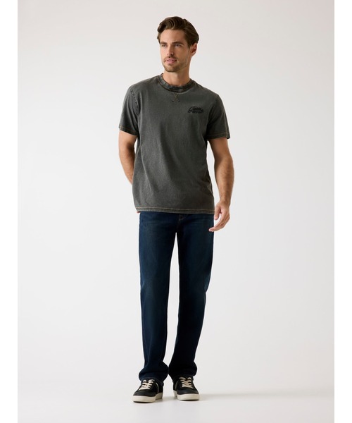 Guess(ゲス)の「Crew Neck Short Sleeves Washed Tee 半袖Tシャツ(Tシャツ/カットソー・メンズ・ブラック/ブルー・MEDIUM/SMALL/X-LARGE/LARGE)」の5枚目の写真