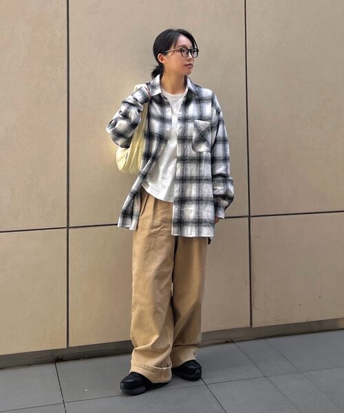 AVANDRESS（アバンドレス ）の「Peter Check Shirt WHITE（シャツ/ブラウス・レディース・ホワイト・MEDIUM/LARGE/X-LARGE）」の13枚目の写真