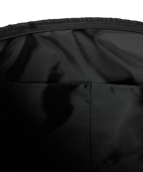 IUGAMAKARAS（イウガマカラス）の「Nylon Strap Hobo Bag (Black)（ショルダーバッグ・レディース・その他・FREE）」の18枚目の写真