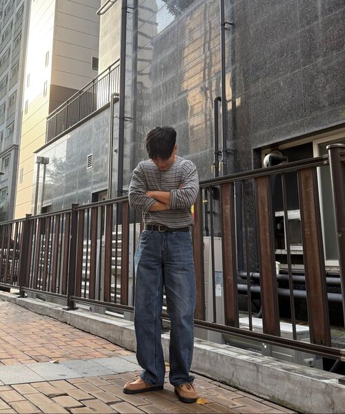 TOFFEE(トフィー)の「モアワイドデニムパンツ (WASHED GREISH BLUE)(デニムパンツ・メンズ・その他・SMALL/MEDIUM/LARGE/X-LARGE)」の9枚目の写真