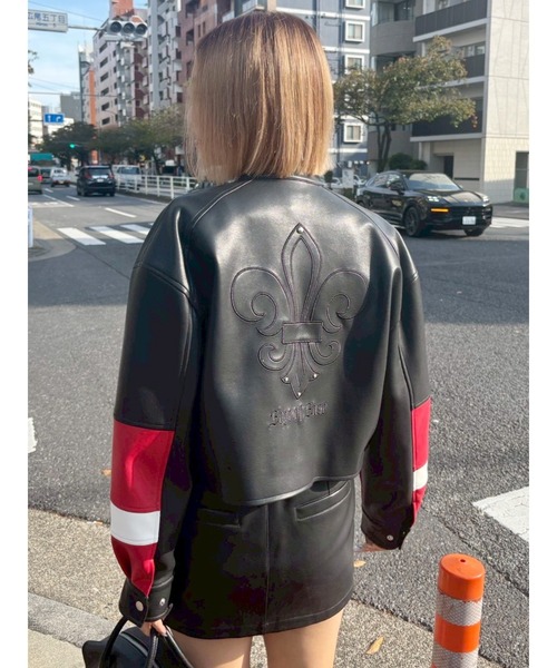 EVRIS（エヴリス）の「エンブレムドッキングバイカーブルゾン（ブルゾン・レディース・ブラック/その他1/ブラウン・FREE）」の21枚目の写真