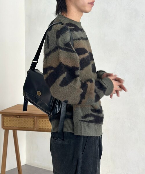 CPCM（シーピーシーエム）の「モヘアライク総柄ニットプルオーバー（ニット/セーター・メンズ・カーキ/ベージュ・MEDIUM/LARGE）」の11枚目の写真