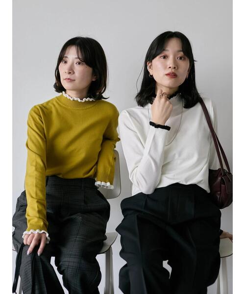 Samansa Mos2 blue(サマンサモスモスブルー)の「配色フリル衿ニットプルオーバー(ニット/セーター・レディース・ブラック/オフホワイト/イエロー・F)」の22枚目の写真