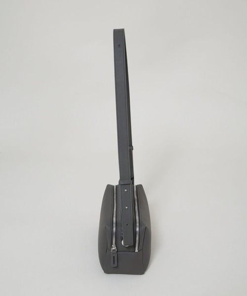 ADD CULUMN（アドカラム）の「ADD CULUMN/TABLET BOX（ショルダーバッグ・レディース・ダークグレー/アイボリー/イエロー・FREE）」の9枚目の写真