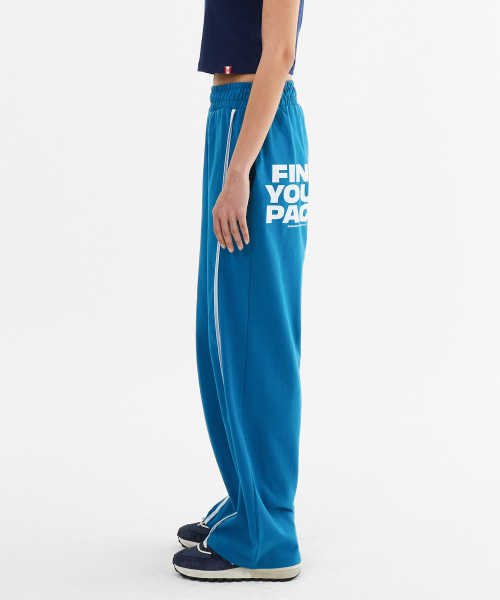 MENASOO(ミナス)の「Line Point Pin Tuck Cotton Pants_Blue(スウェットパンツ・レディース・ブルー・2/1)」の4枚目の写真