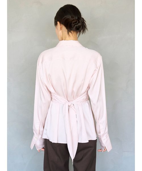 SNIDEL（スナイデル）の「サテンレイヤードストラクチャーブラウス（シャツ/ブラウス・レディース・アイボリー/ライトピンク/グレー・F）」の7枚目の写真