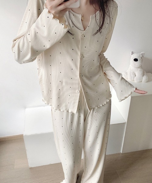 pyornim（ピョルニム）の「【半袖＆ショートパンツ上下セットが新登場★】【お気に入り登録数1.7万突破！】総柄リブカーデ パンツ ルームウェア 半袖 ショートパンツ 上下セット セットアップ 長袖 ロングパンツ 薄手 冷房対策（ルームウェア/パジャマ・レディース・アイボリー/グレー系その他/グレー/ホワイト/ライトグレー/その他5/その他4/その他3/その他2/その他1/その他6・M/L）」の19枚目の写真