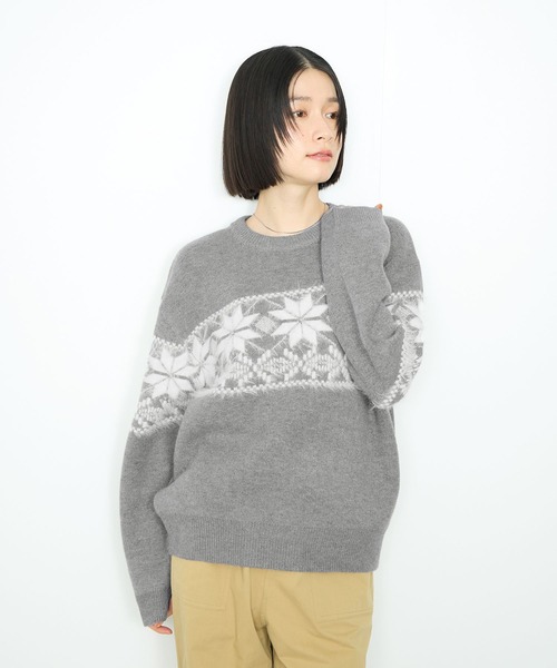 Mac-House(マックハウス)の「Idnes 雪柄シャギーニット(ニット/セーター・レディース・ワイン/グレー/ベージュ・FREE)」の1枚目の写真