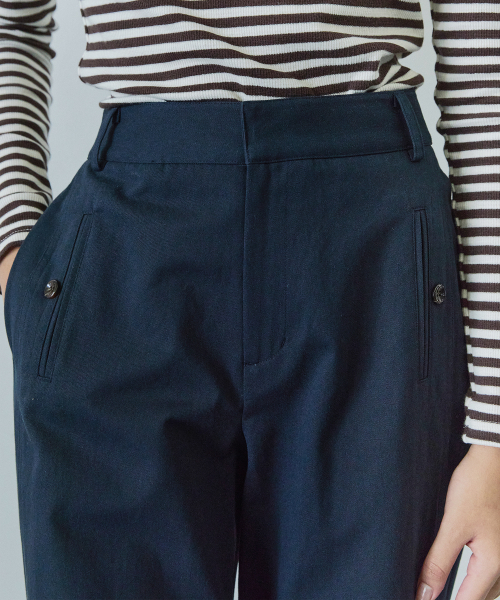 IHR(アイエイチアール)の「ボタンポイントコットンパンツ / ネイビー(その他パンツ・レディース・その他・SMALL/MEDIUM)」の2枚目の写真