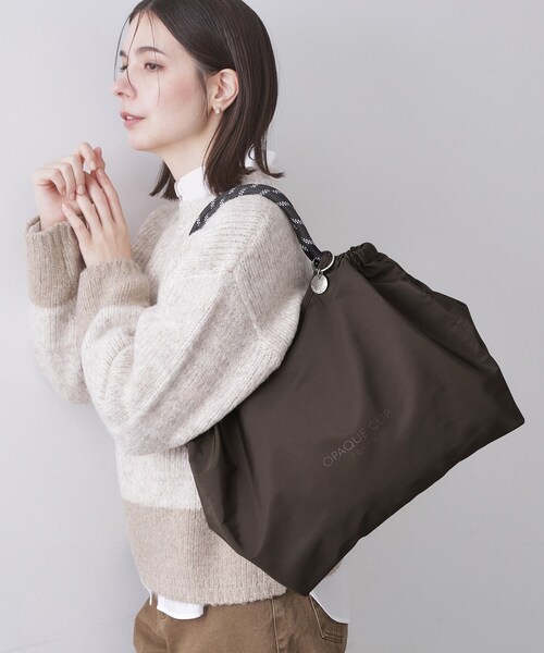 OPAQUE.CLIP（オペークドットクリップ）の「ロープハンドルドロストミドルトートバッグ【軽量／A4サイズ対応】（トートバッグ・レディース・オフホワイト/ブラック/ブラウン系その他・00）」の3枚目の写真