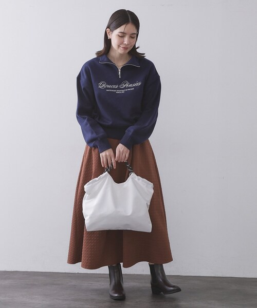 OPAQUE.CLIP（オペークドットクリップ）の「ロープハンドルドロストミドルトートバッグ【軽量／A4サイズ対応】（トートバッグ・レディース・オフホワイト/ブラック/ブラウン系その他・00）」の5枚目の写真